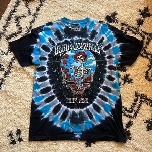 Dead & Company Tour 2021 shirt in Tie-dye. Size Large